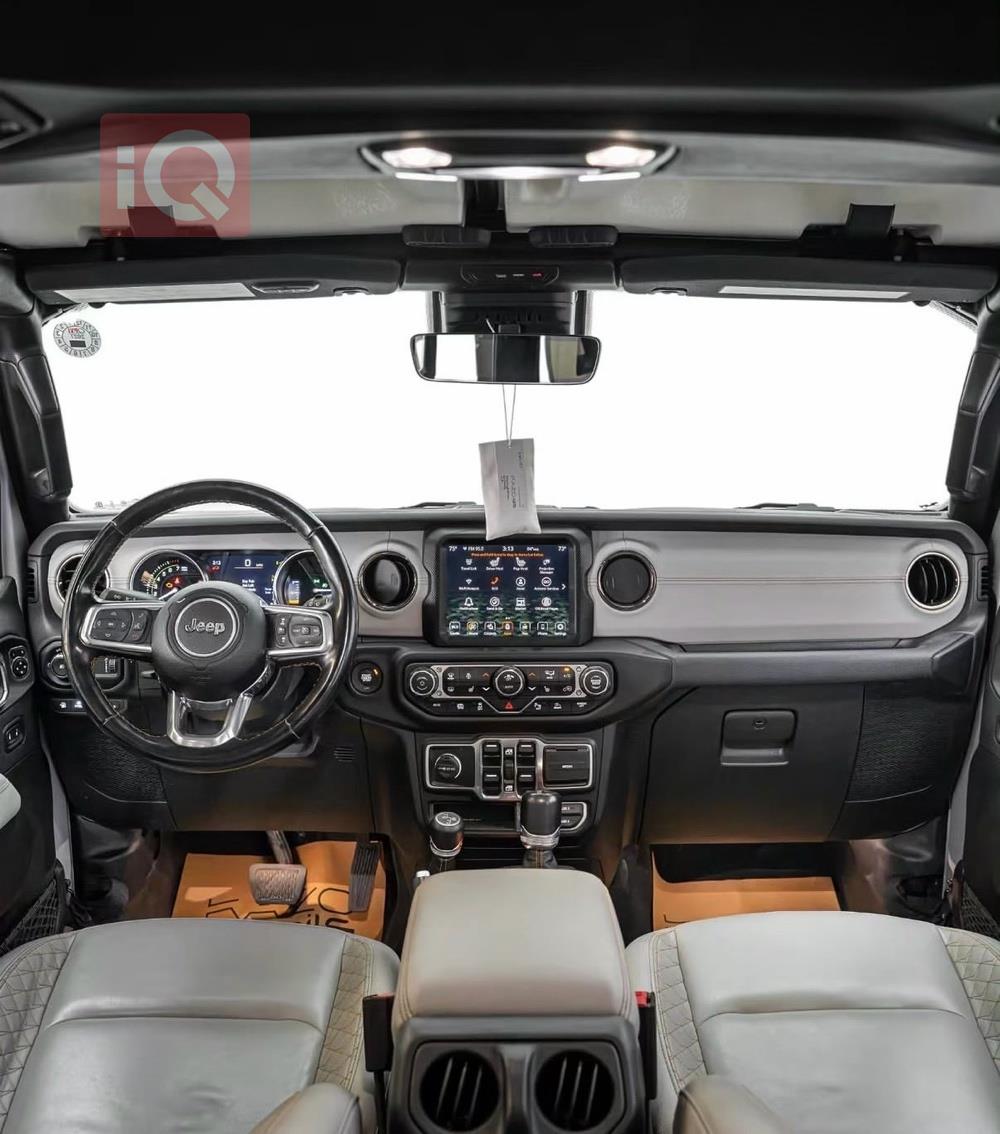 https://cdn.iqcars.ioaf4dcbda-46e4-4e81-8f7d-83ac0e002db3_14.jpg